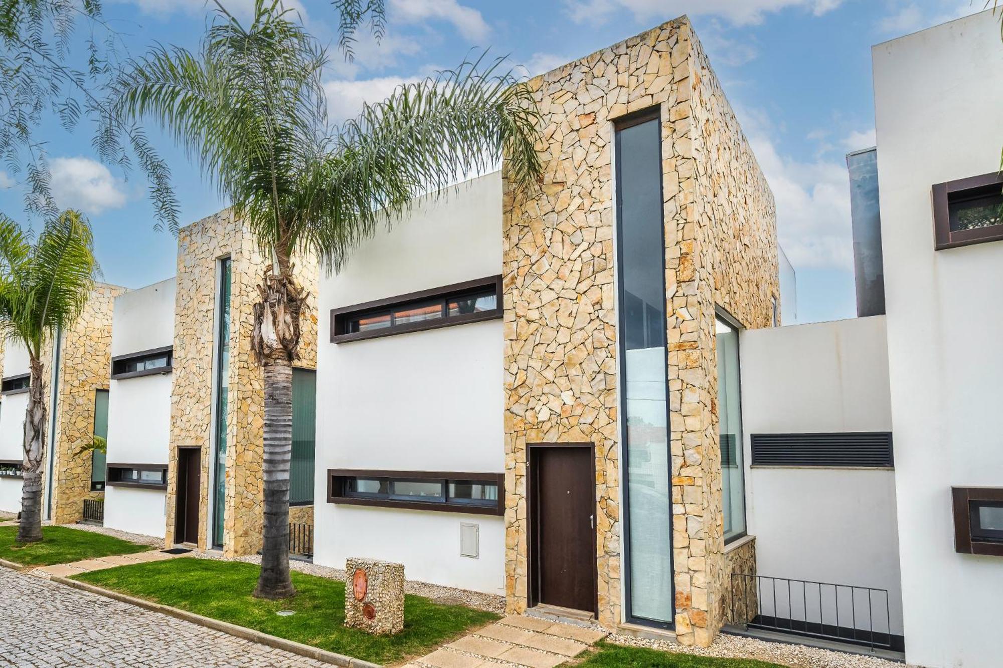 Townhouse 3 Bedroom Townhouse Olhos De Agua Communal Pool At03 Exterior photo